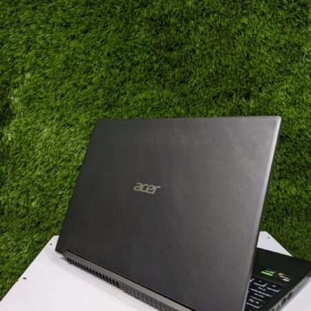 Acer Aspire 7 A715-41G laptop - Image 3