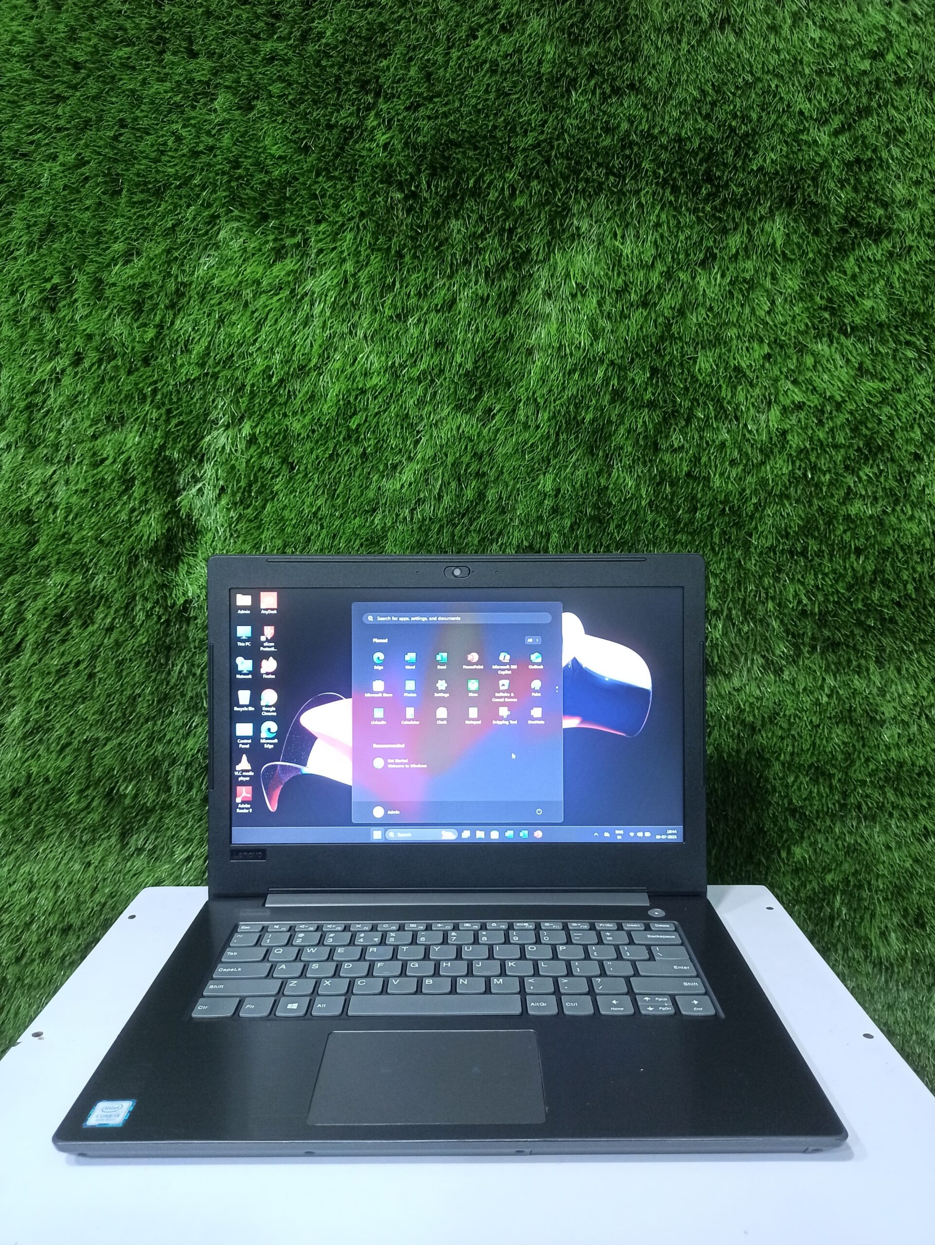 Lenovo V330-14IKB business class refurbished laptop