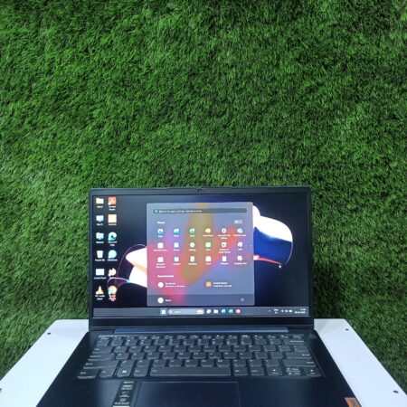 Lenovo IdeaPad Slim 3 14IAU7 laptop 