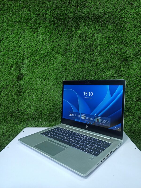 HP EliteBook 830 G5 business class laptop  - Image 2