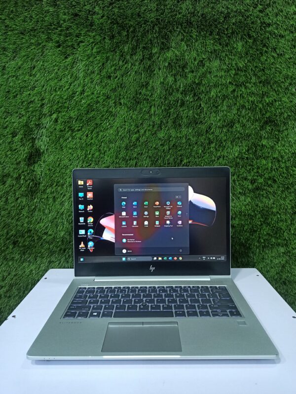 HP EliteBook 830 G5 business class laptop 