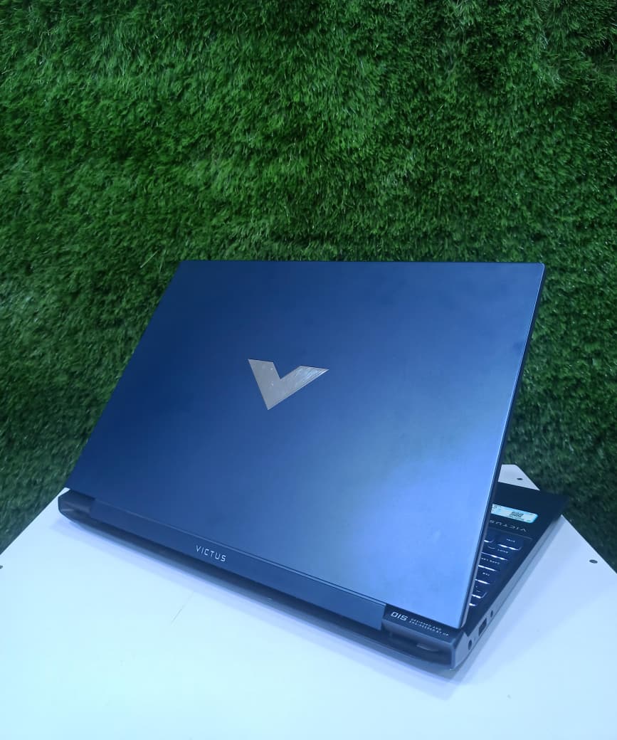 HP Victus 15-fb3003AX Gaming laptop. - Image 3